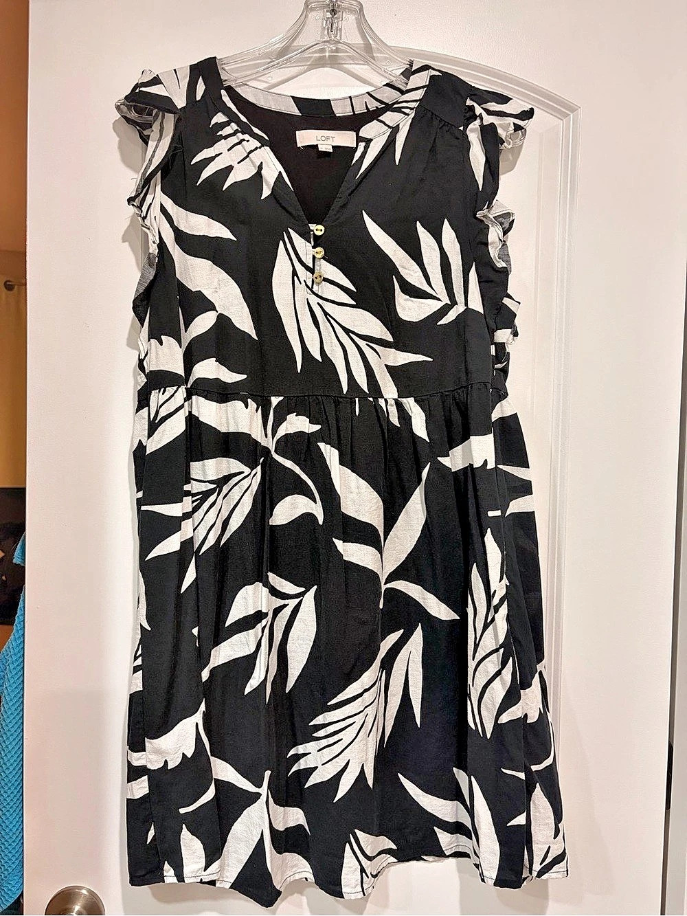 LOFT Tropical Palm Print Flutter Sleeve Swing Dress Black & White Medium